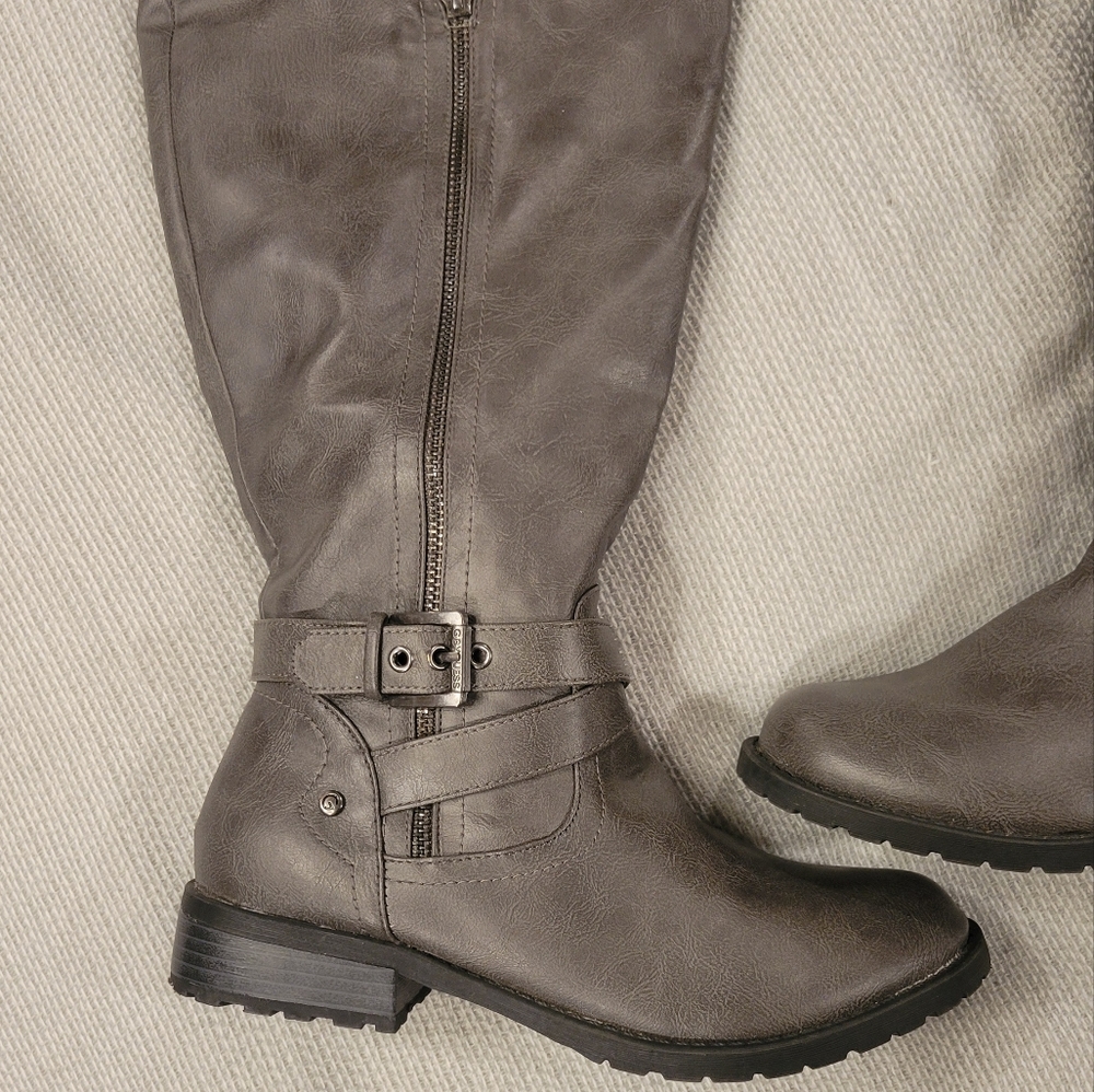 Gray Guess Wide Calf Tall Boots Zip Buckles Riding "Halsey" 7.5, Barely Worn - Picture 4 of 16
